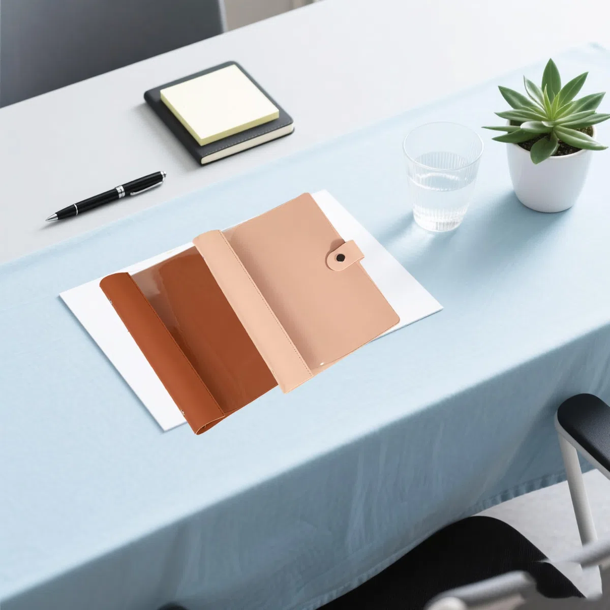 Raccoglitore ad anelli, formato A5, 2 pezzi, formato A5, in PVC, trasparente, 6 anelli, con chiusura a bottone per ufficio, scuola e viaggi (blu + blu scuro)